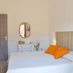 Casa Benny Difronte Al Mare Оливери