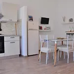 Casa Benny Difronte Al Mare Апартаменты *