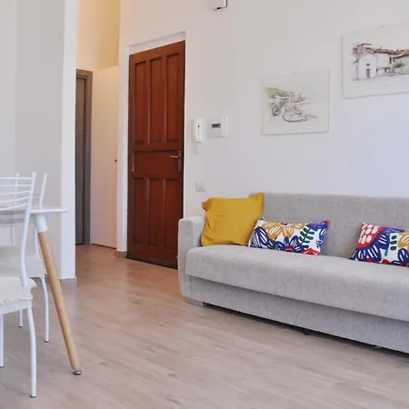 Апартаменты Casa Benny Difronte Al Mare Оливери